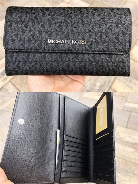 michael kors man big wallet